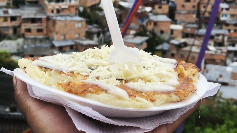 Comuna 13 graffiti Tour in Medellin