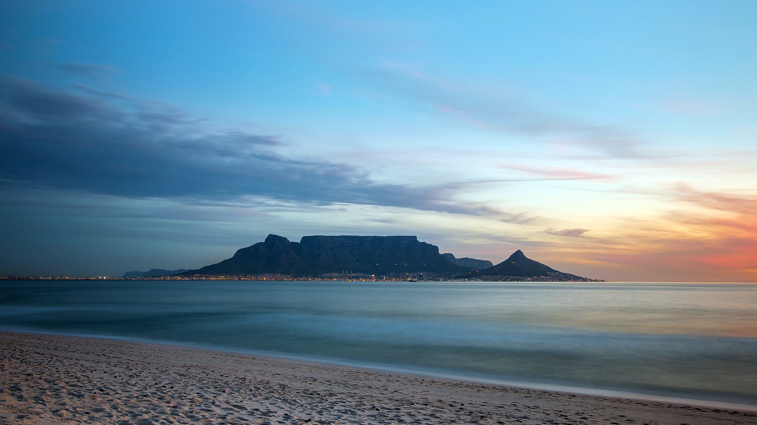 Cape Town Premium Getaway for Two: 2 Adults 2 Nights