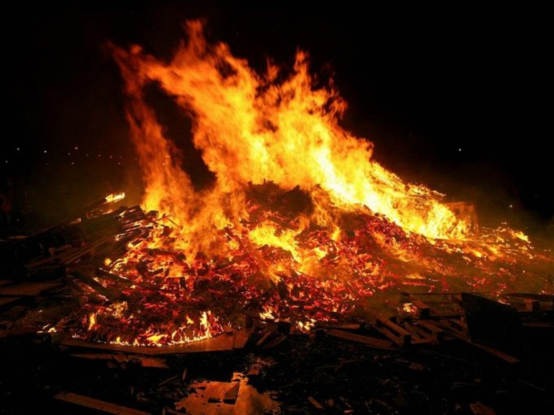 Reykjavik New Year Eve Bonfire & Fireworks Show