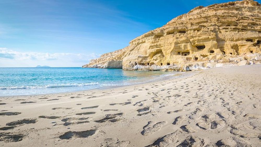Villages and Beaches Day Tour: Spili, Agia Galini, Matala