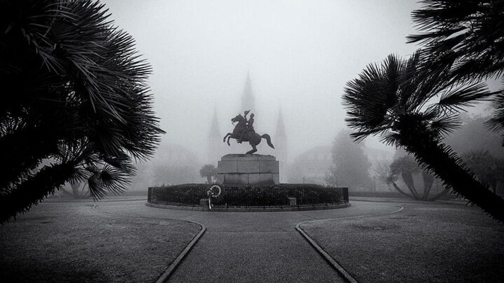 New Orleans Ghost, History, Murder, and Mystery Walking Tour