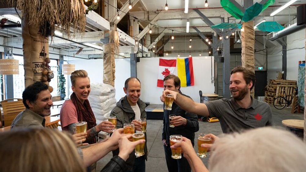 3-Hour Walking Tour - Vancouver's Street Art and Craft Beer Scene