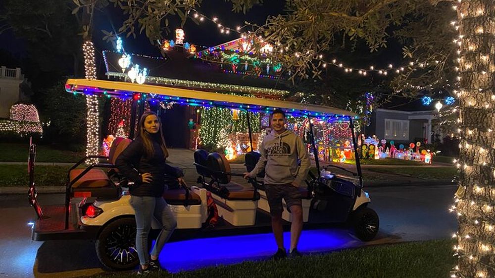 Christmas Lights Wonderland Deluxe Golf Cart Guided Tour in Tampa