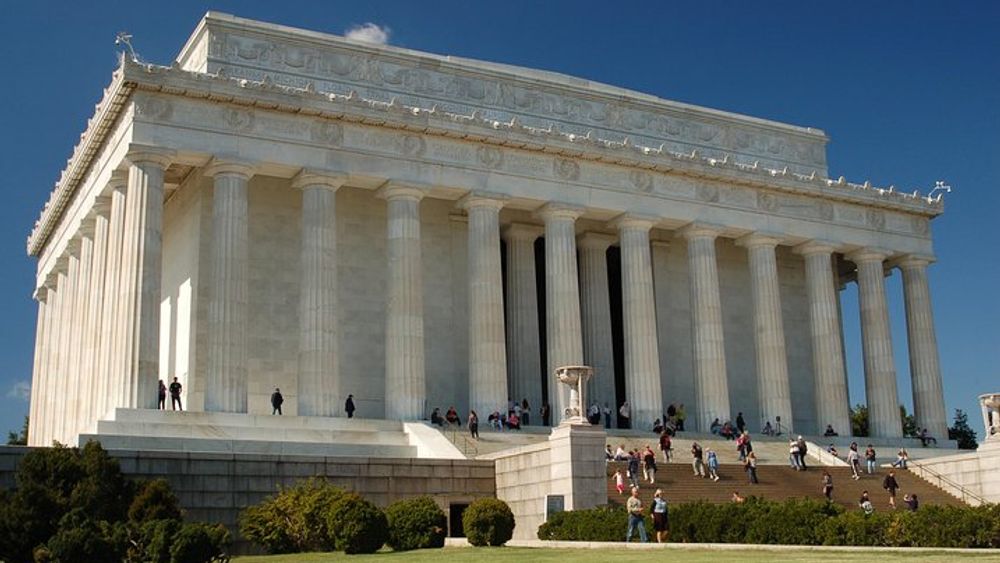 'Washington DC in One Day' Guided Sightseeing Tour in Luxury