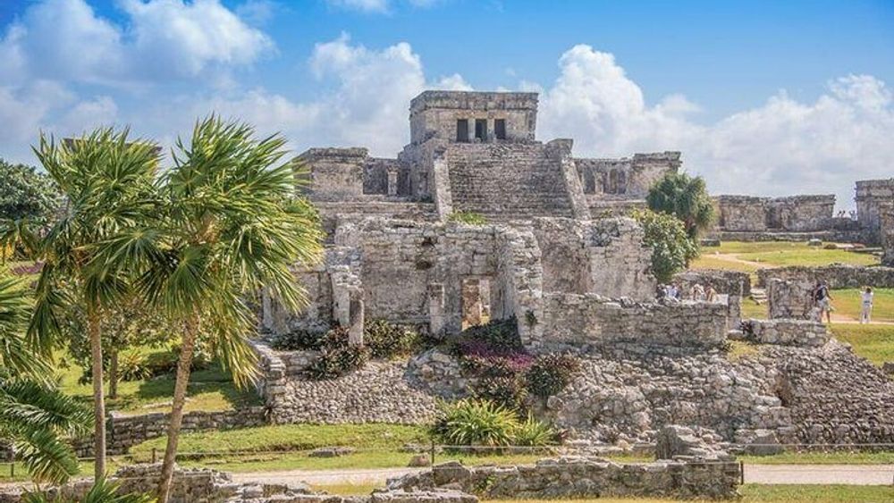 Tulum Archaeological Site, Cenotes and Yalku Lagoon Day Trip