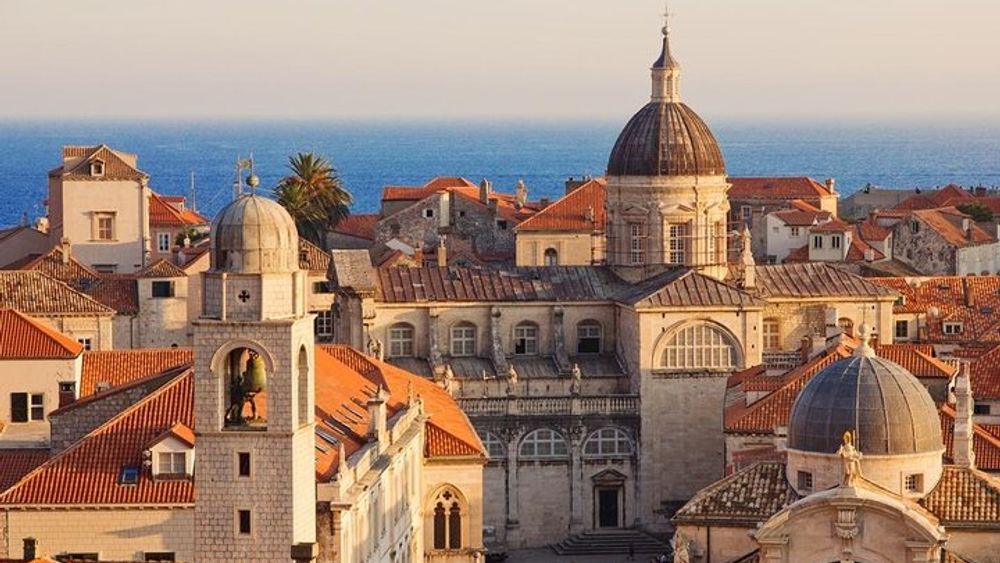 Dubrovnik Old Town and Ancient City Walls Walking Tour