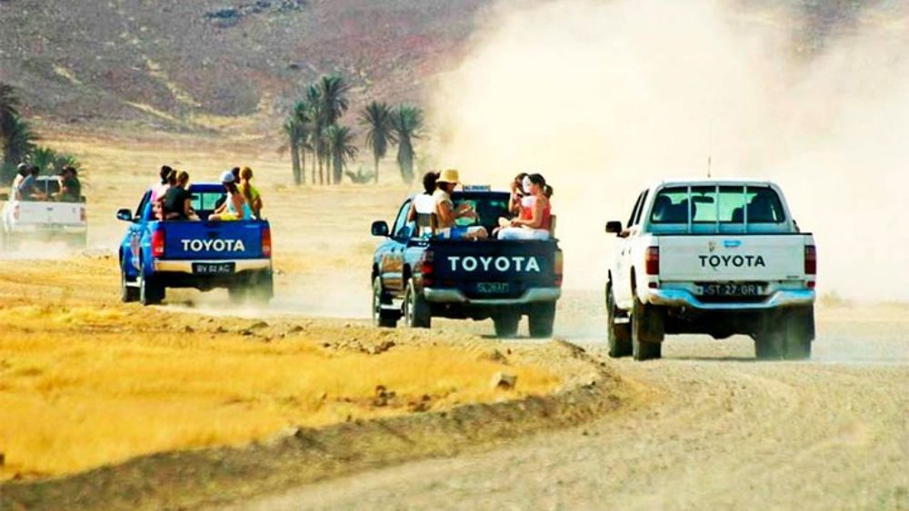 Boa Vista Island: 4-Hour Rabil, Viana Desert & Shipwreck Tour