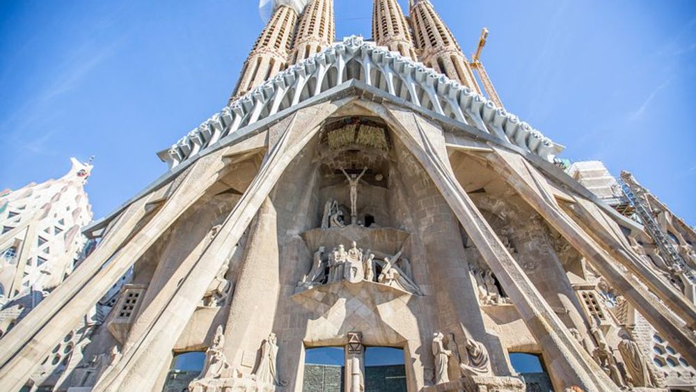Barcelona La Sagrada Familia Early Access Tour, Tower Entry