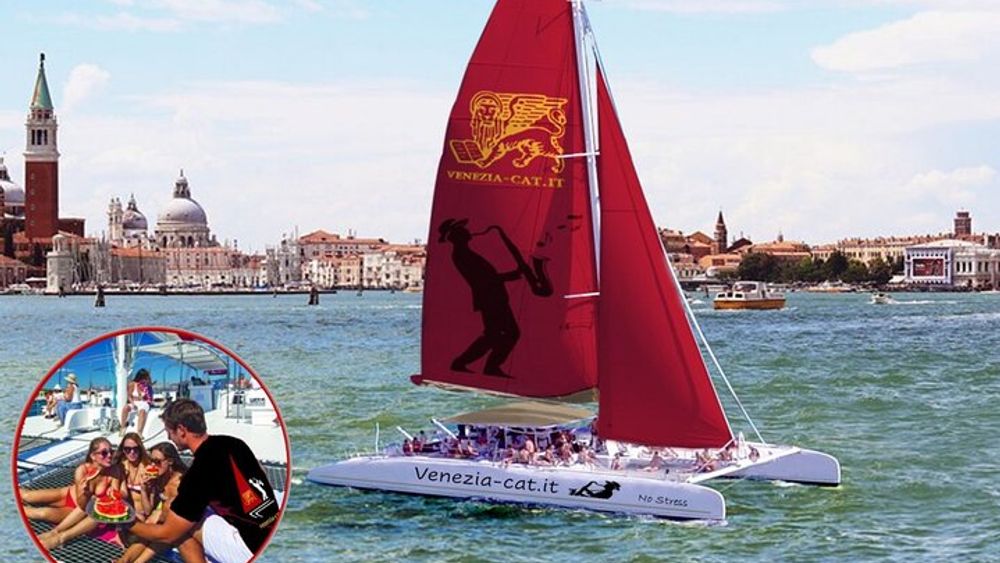 Venice Catamaran Tour With Lunch
