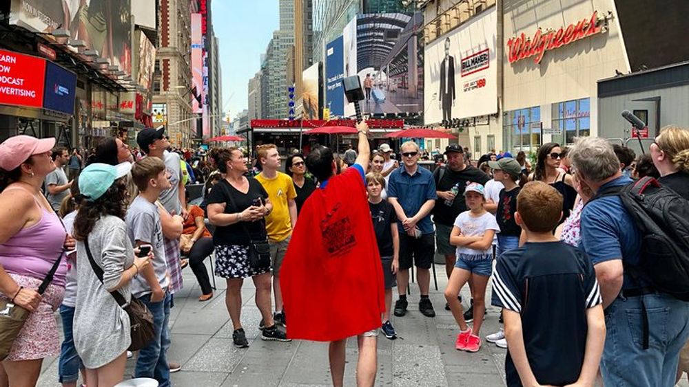 Super Tour of NYC: Heroes, Comics and More!
