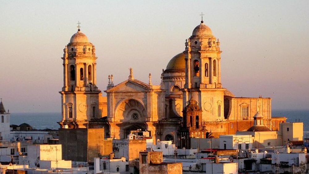 Cadiz & Jerez Small Group Tour with Sherry Tasting from Seville