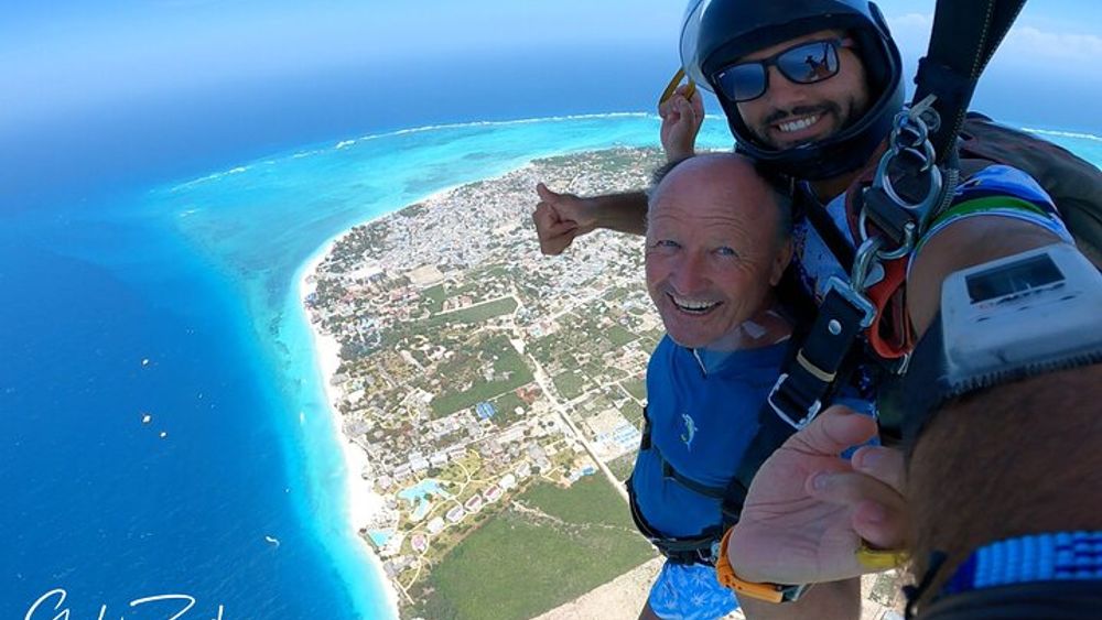 Skydive Zanzibar | Tandem Skydive