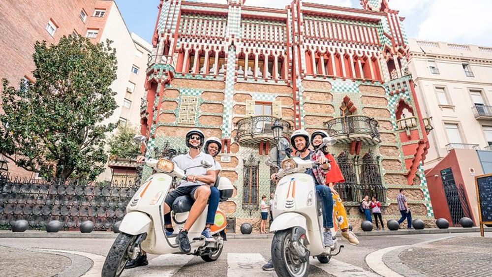 Gaudi Architecture & Modernism by Vespa Scooter