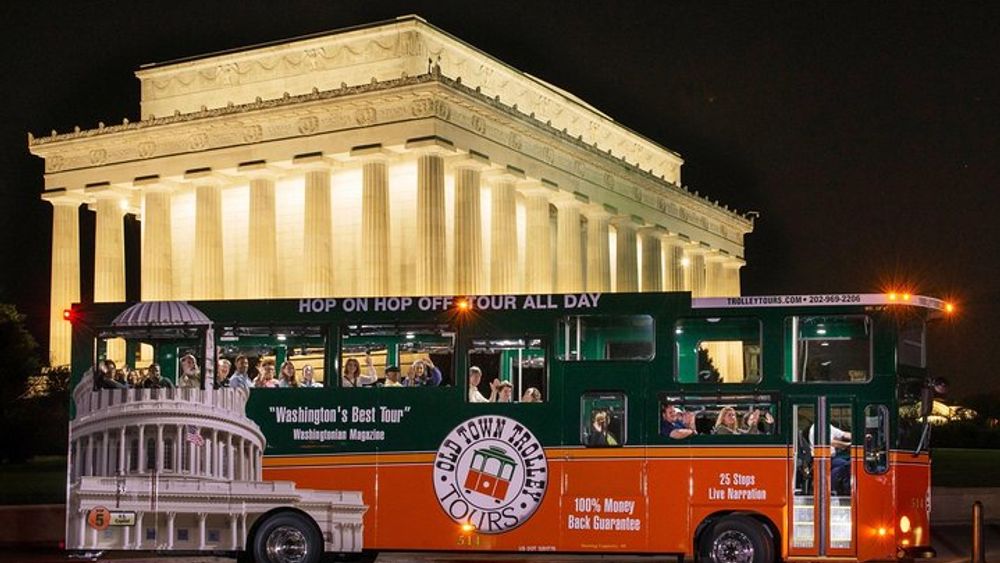 Washington DC Monuments by Moonlight Tour by Trolley