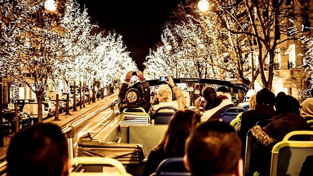 Paris Tootbus Christmas Tour