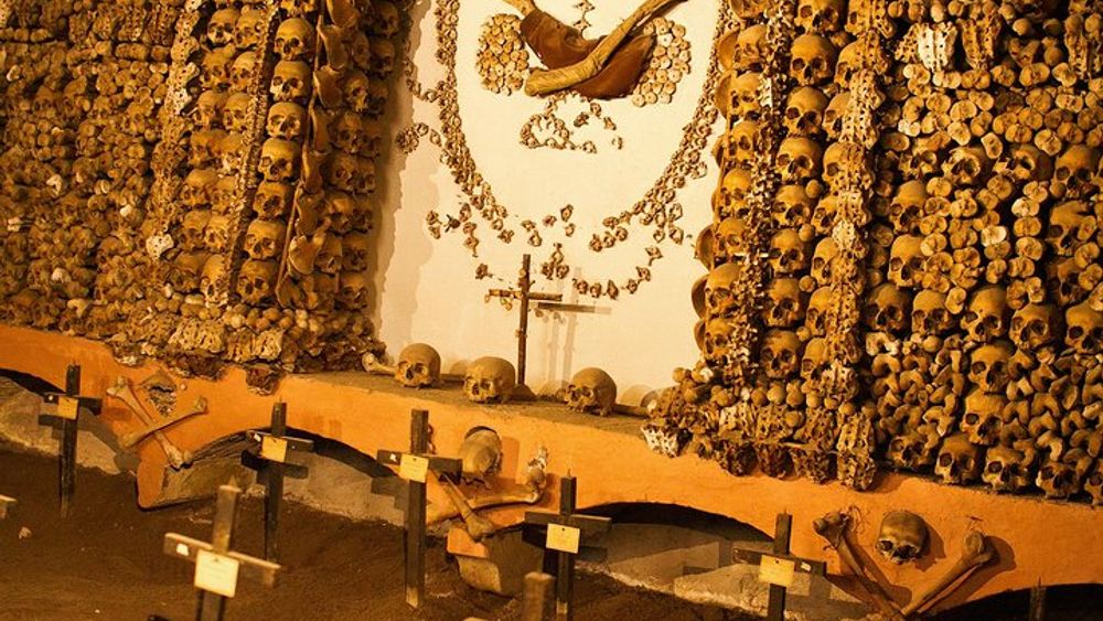 Alone in Rome's Catacombs: After-Hours Tour with Bone Crypt