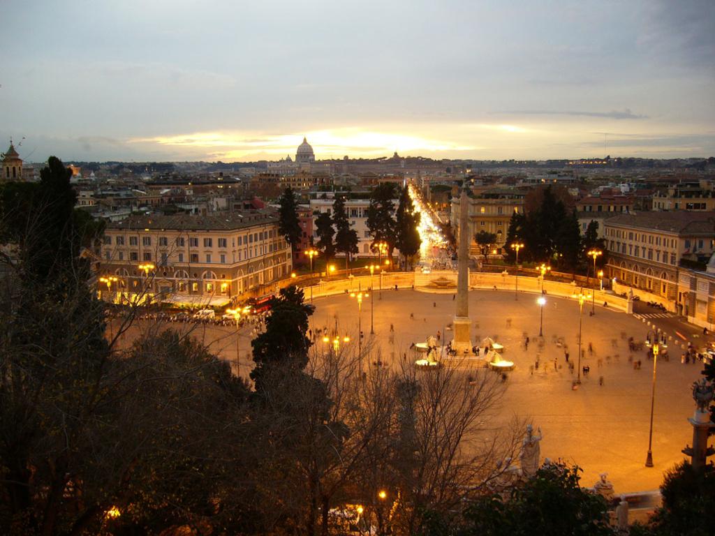 Rome Evening Tour with Spanish Steps and Trevi Fountain