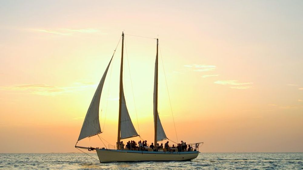 Small-Group Key West Sunset Sail with Wine