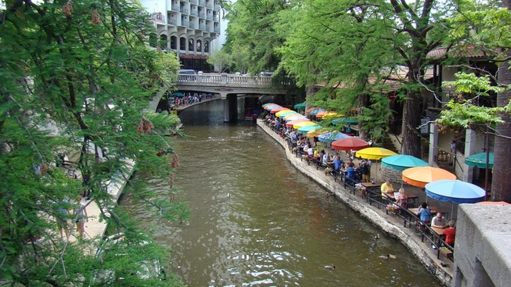 San Antonio Scavenger Hunt Adventure 3-Hour Walking Tour