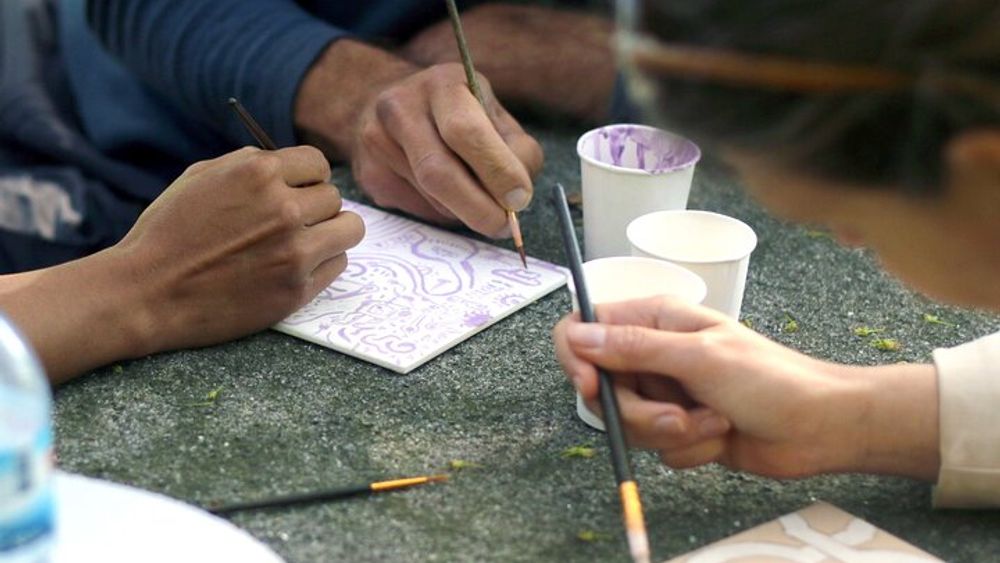 Porto Tile Painting Workshop in artist studio