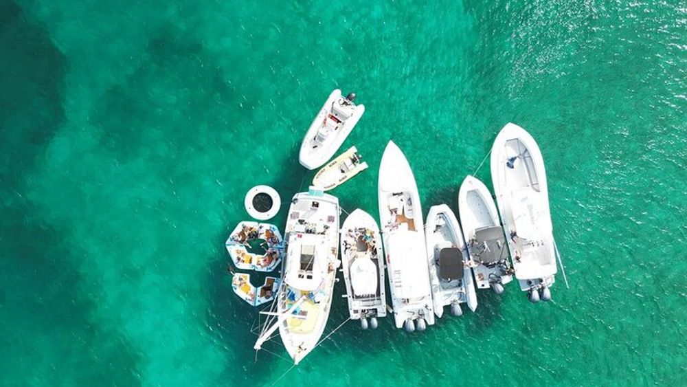 Pizza Pi Shuttle™ (Official) - St Thomas