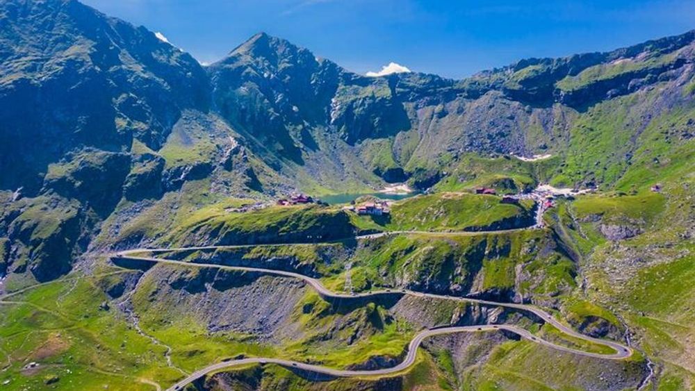 Transfagarasan Highway Small-Group Tour From Bucharest