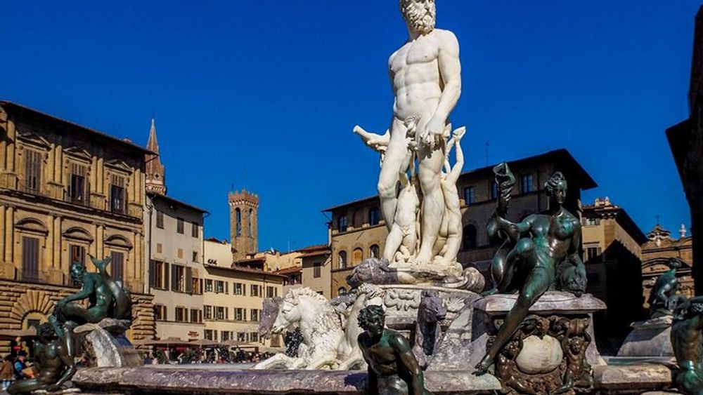 Florence in one day with a localGuide: Uffizi-City walk-Accademia