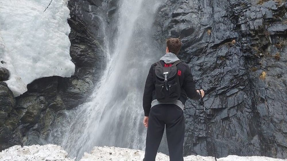 Hiking to Gveleti Waterfall and Juta