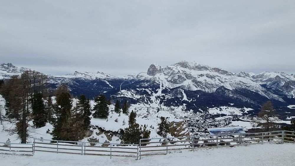 Dolomites and Cortina d'Ampezzo Day Trip from Venice