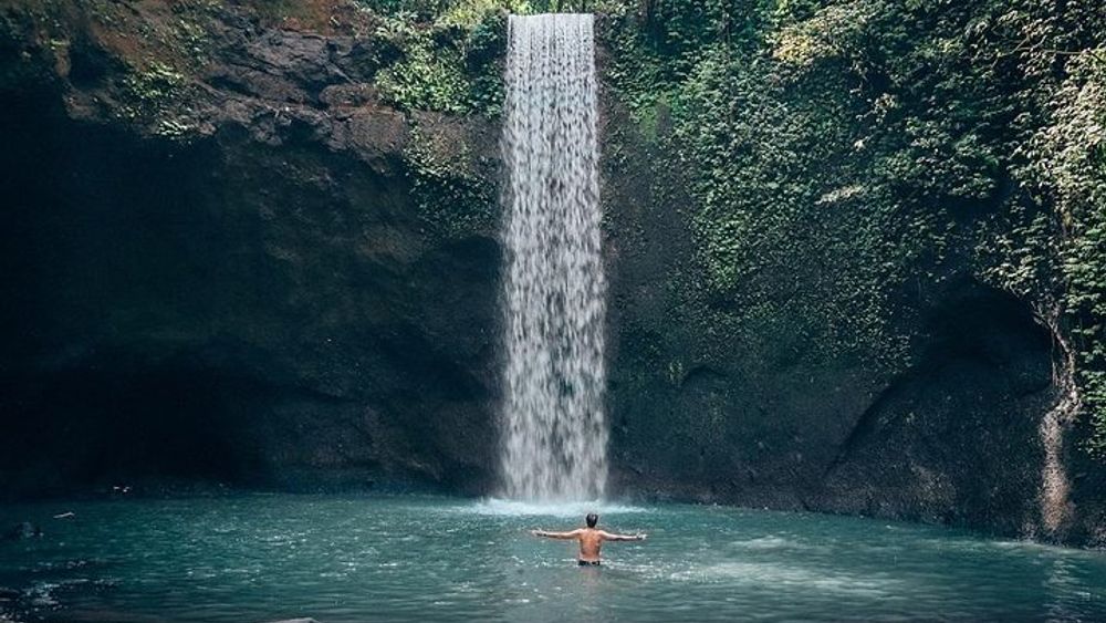 Ubud Waterfall Tour: Tibumana, Tukad Cepung, and Kanto Lampo