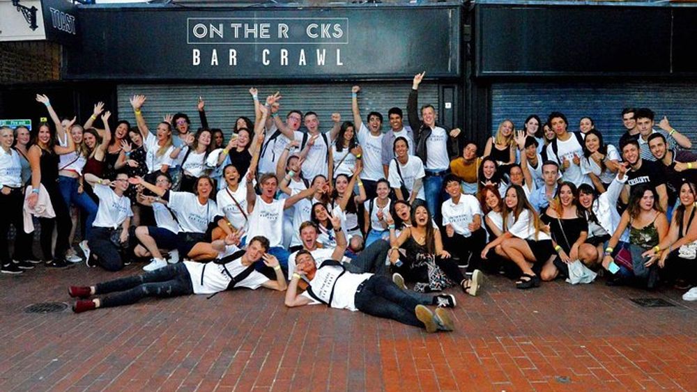 Barcelona Pub Crawl with Free Shots and Free Club Entry