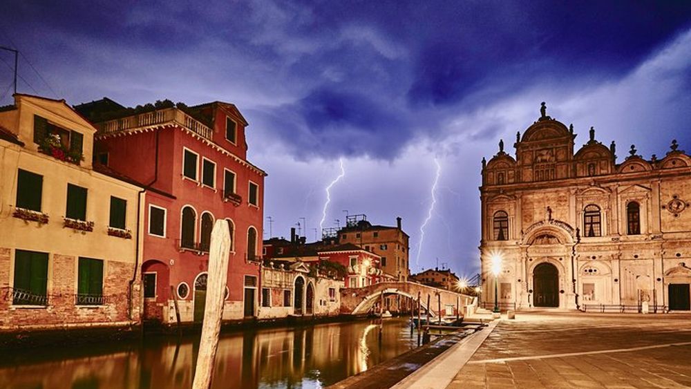 Venice Ghost & Legends walking city tour