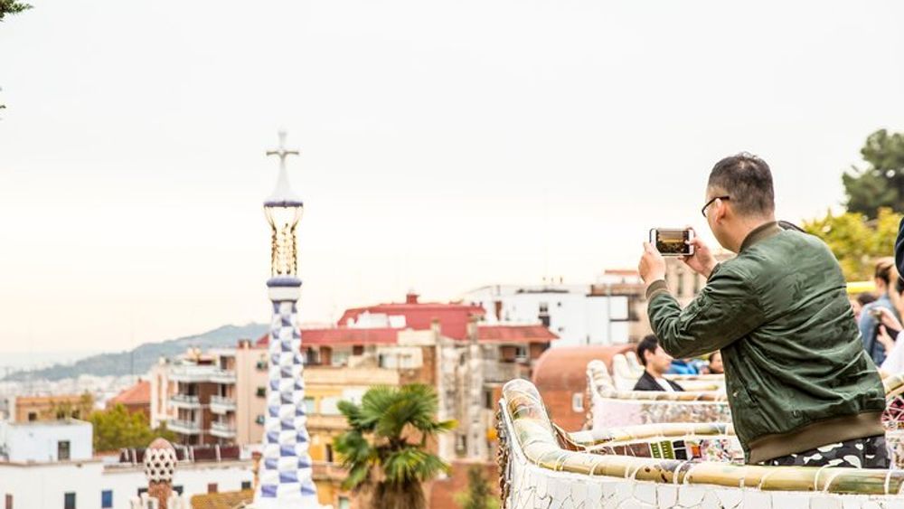 Barcelona Park Güell and La Sagrada Familia Skip-the-Line Tour