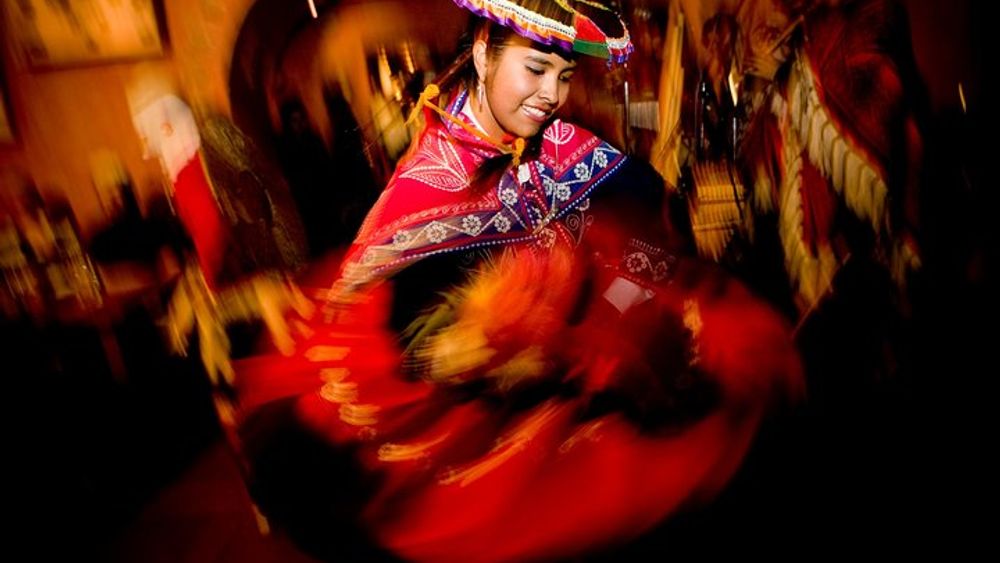Tunupa Cusco Restaurant Peruvian Dinner with Folkloric Show