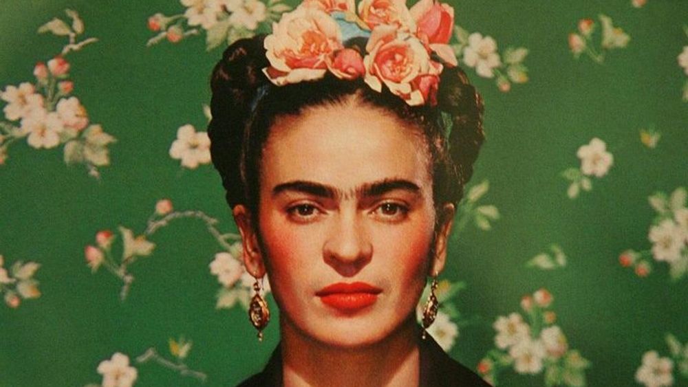 Coyoacan and Frida Kahlo Museum Small-Group Bike Tour