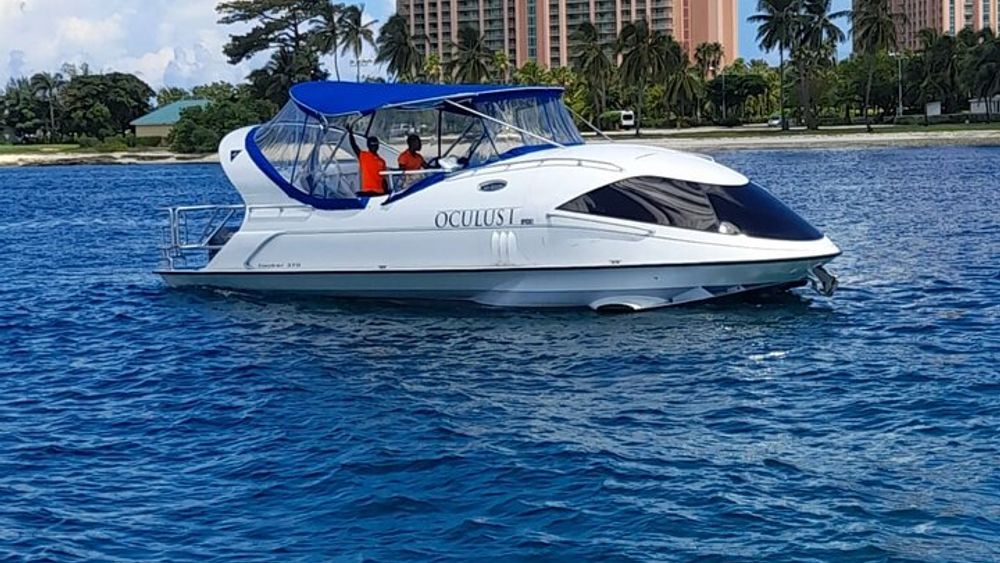 Semi Submersive Glass Bottom Boat Eco Tour in Paradise Island Bahamas