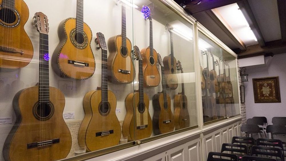 Seville 3-Hour Walking Tour with Live Flamenco Show