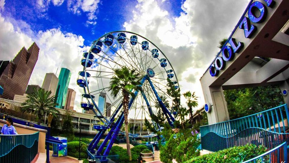 Houston City Tour and Downtown Aquarium All Rides Pass