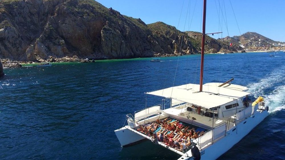 Los Cabos: Private Catamaran Sunset Cruise and Snorkel