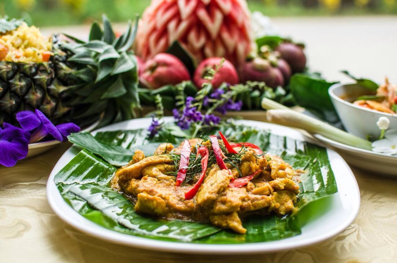 Late-Afternoon Cooking Class in Ya's Thai Cookery School