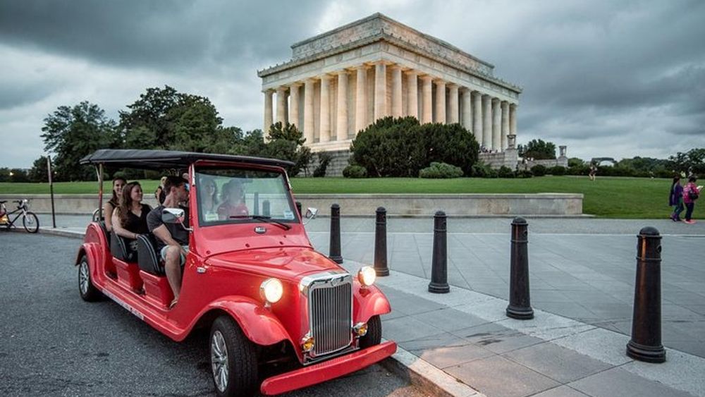 Washington DC by Moonlight Electric Cart Tour