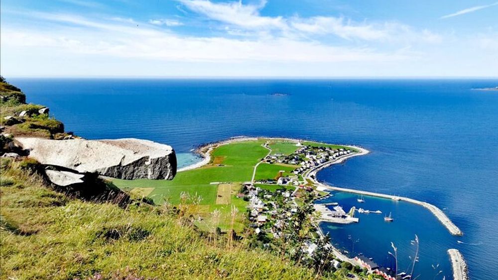 Aalesund Highlights +Alnes the most beautiful island 3H Excursion