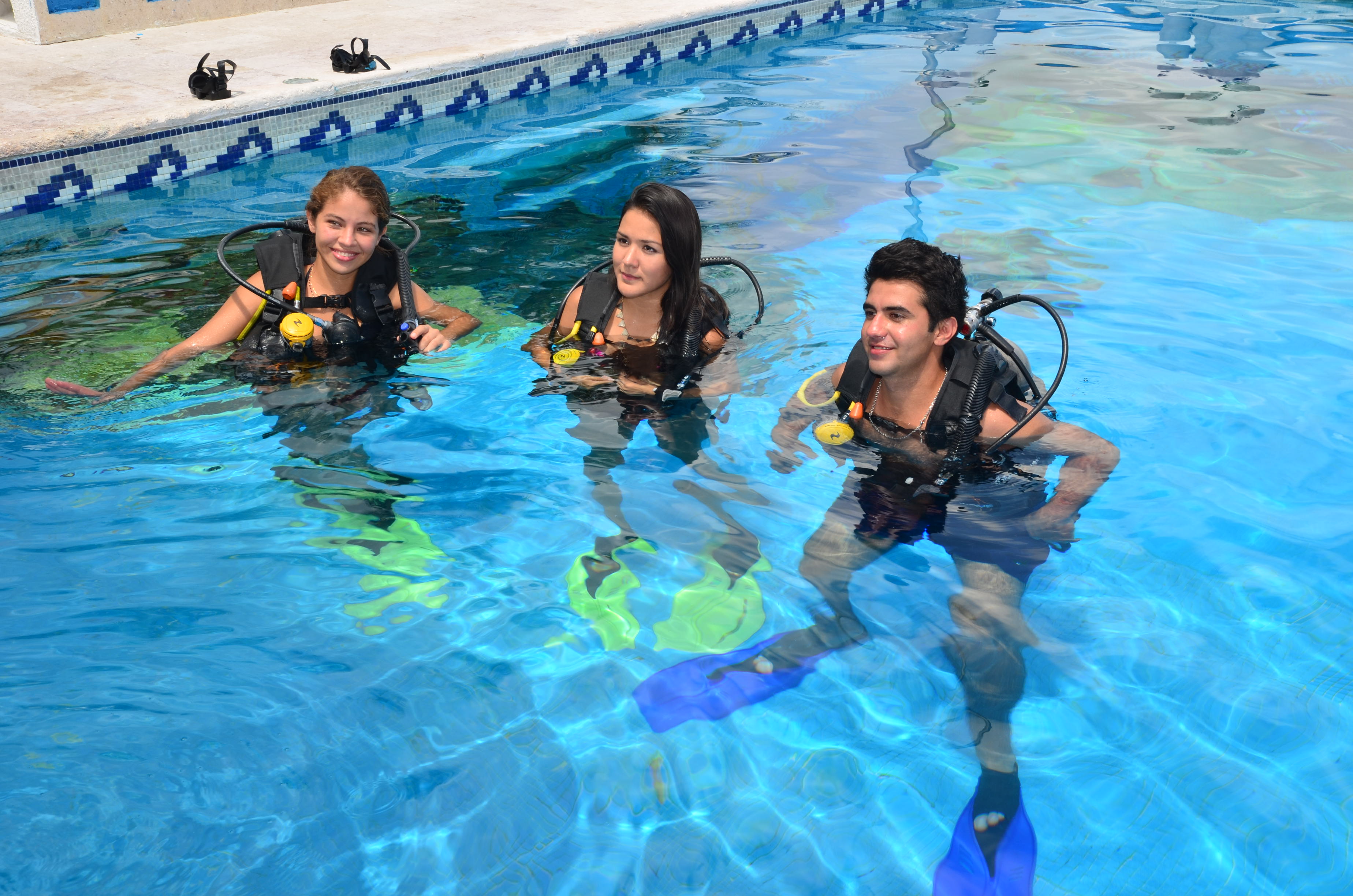 Diving with lesson for beginners 3 tank