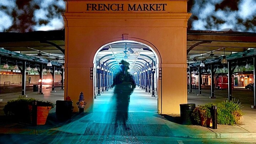 New Orleans Haunted History Ghost Tour with Guide