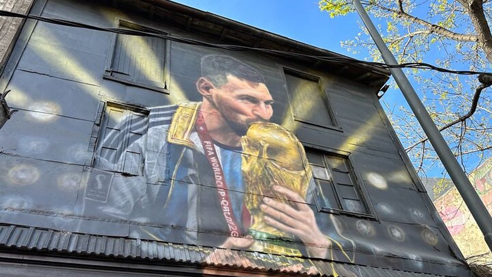 Buenos Aires Street Art Cycle Tour