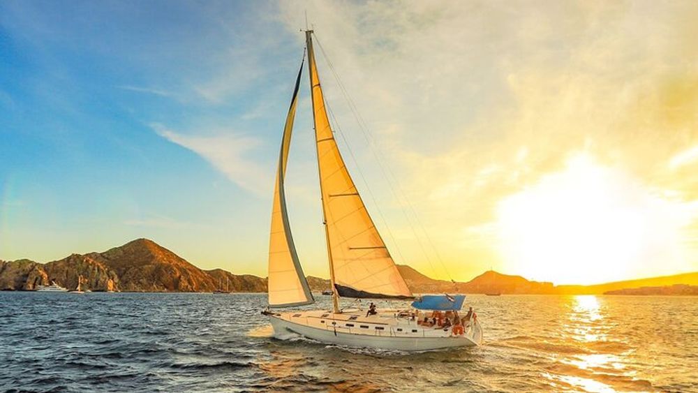 Luxury Sailboat Tour at Sunset in Los Cabos + Snacks + Premium Drinks
