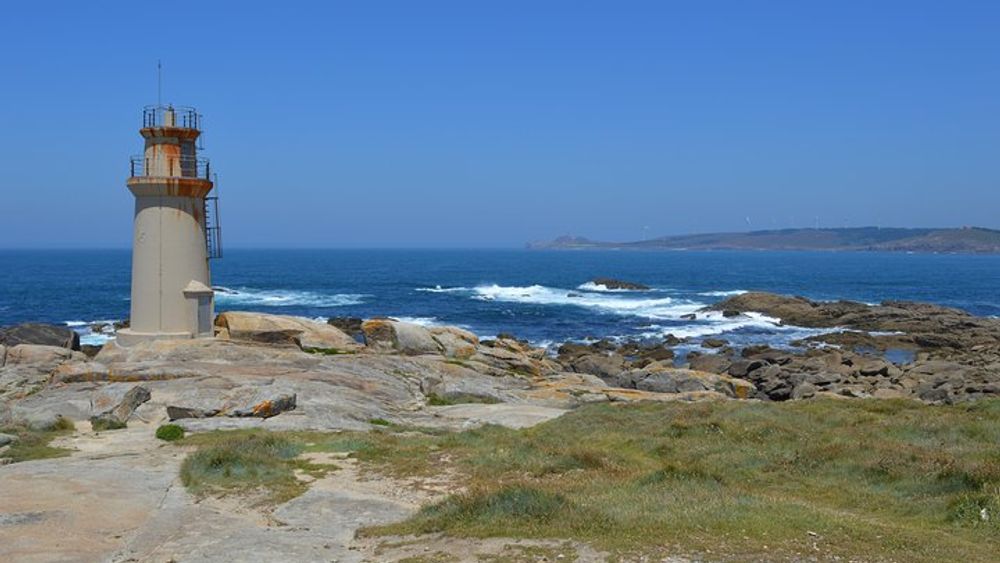 Santiago de Compostela: Finisterre, Costa da Morte, Ézaro, Muros & Carnota