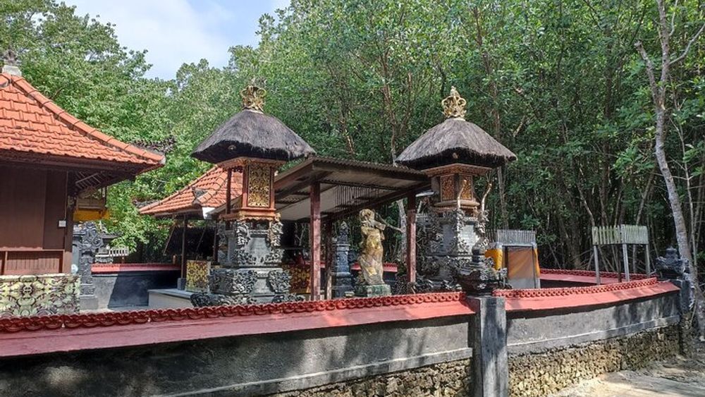 Authentic Sanur Village E-bike Tour
