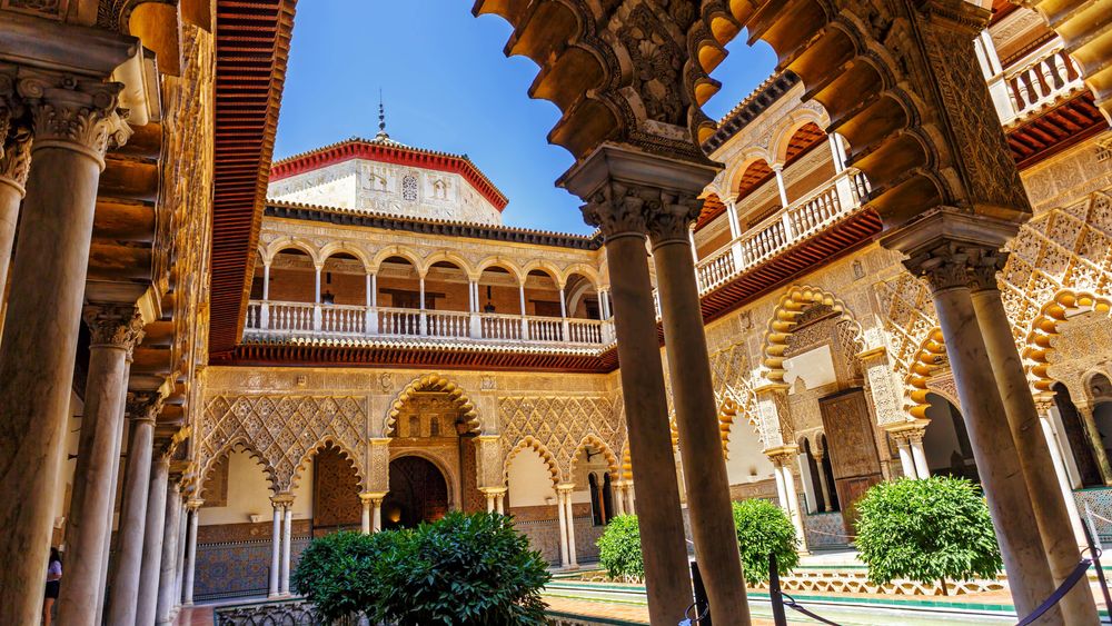 Seville Cathedral & Alcazar: Guided Tour Combo