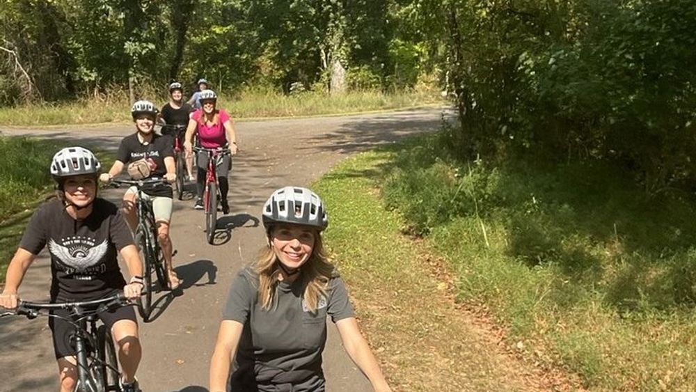 Explore Shelby Bottoms Greenway-2hr Pedal-Assist Bike Rental